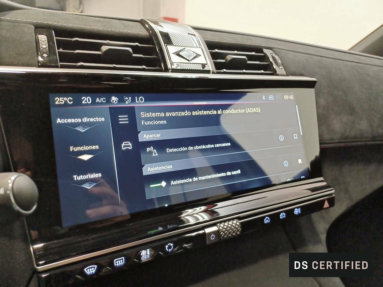 Foto DS Automobiles DS 7 19