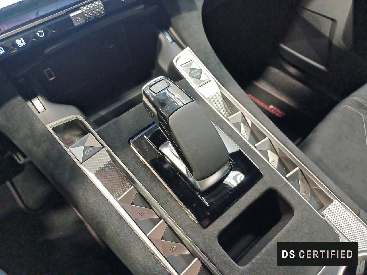 Foto DS Automobiles DS 7 20