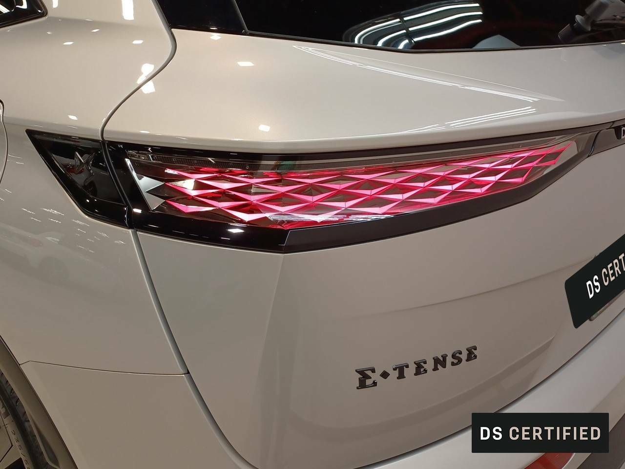 Foto DS Automobiles DS 7 24