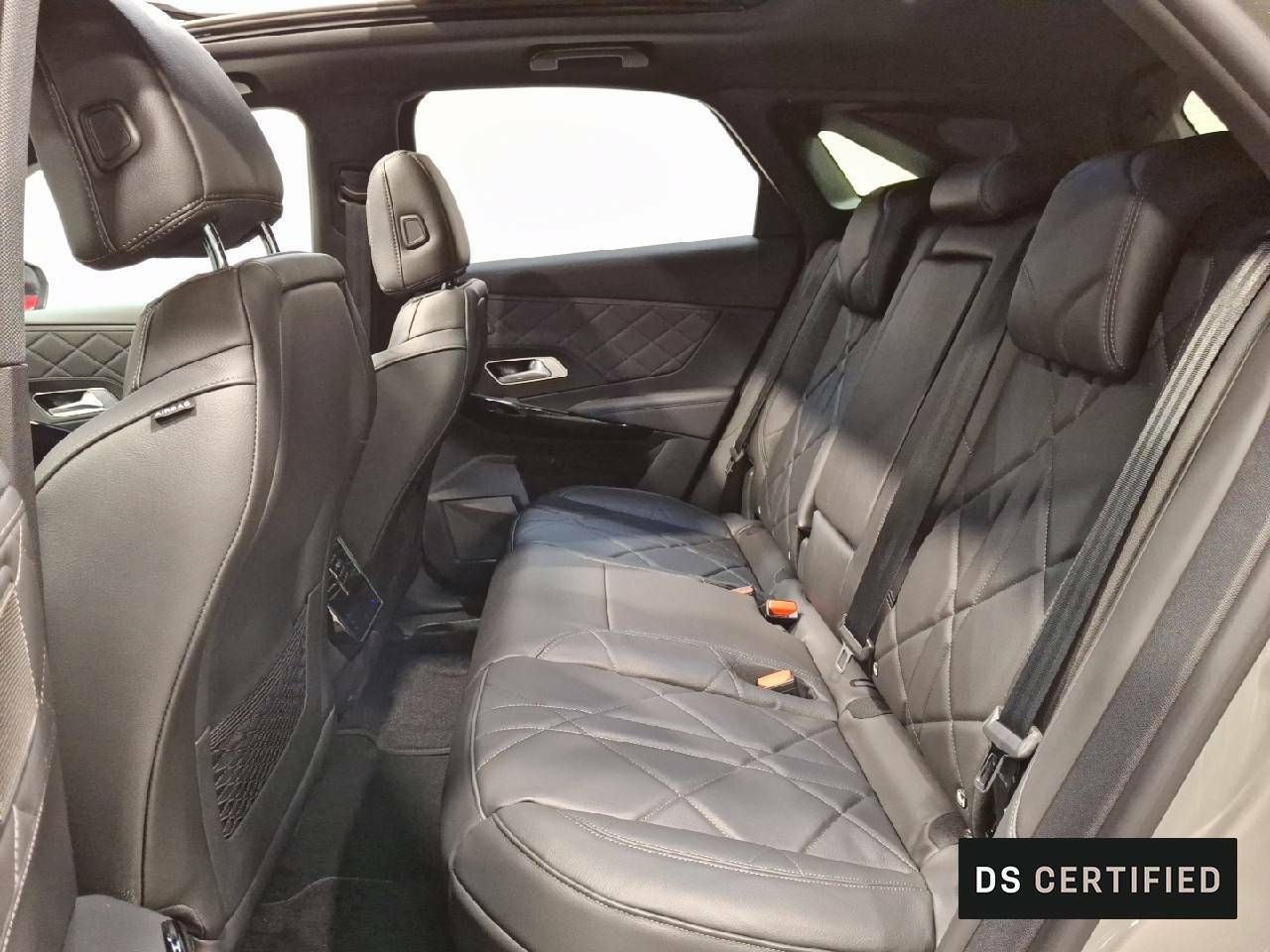 Foto DS Automobiles DS 7 10