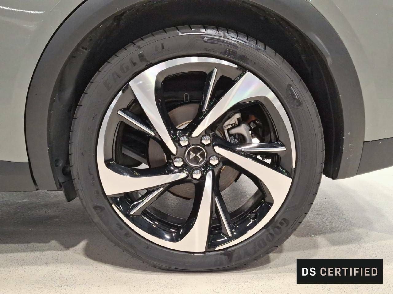 Foto DS Automobiles DS 7 11