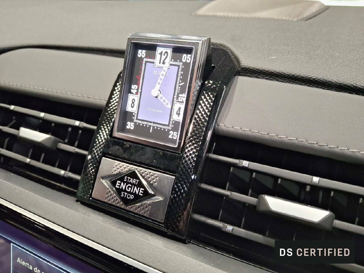 Foto DS Automobiles DS 7 23