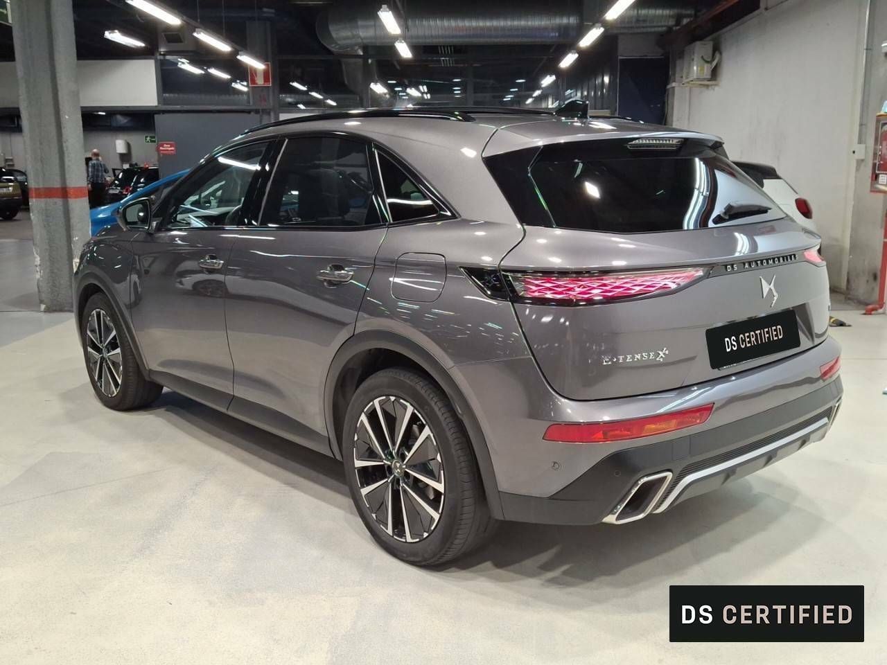 Foto DS Automobiles DS 7 7