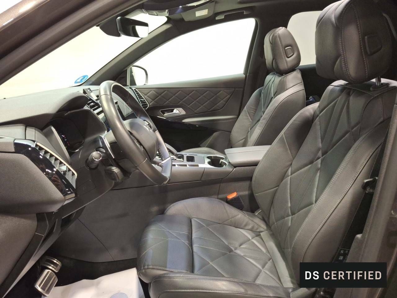 Foto DS Automobiles DS 7 9