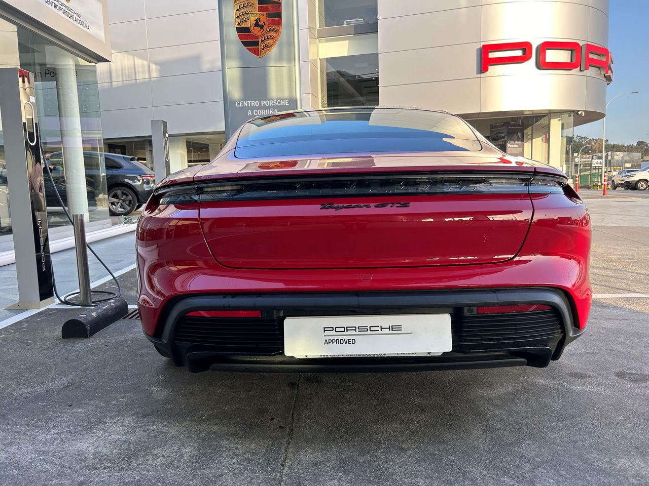 Foto Porsche Taycan 4