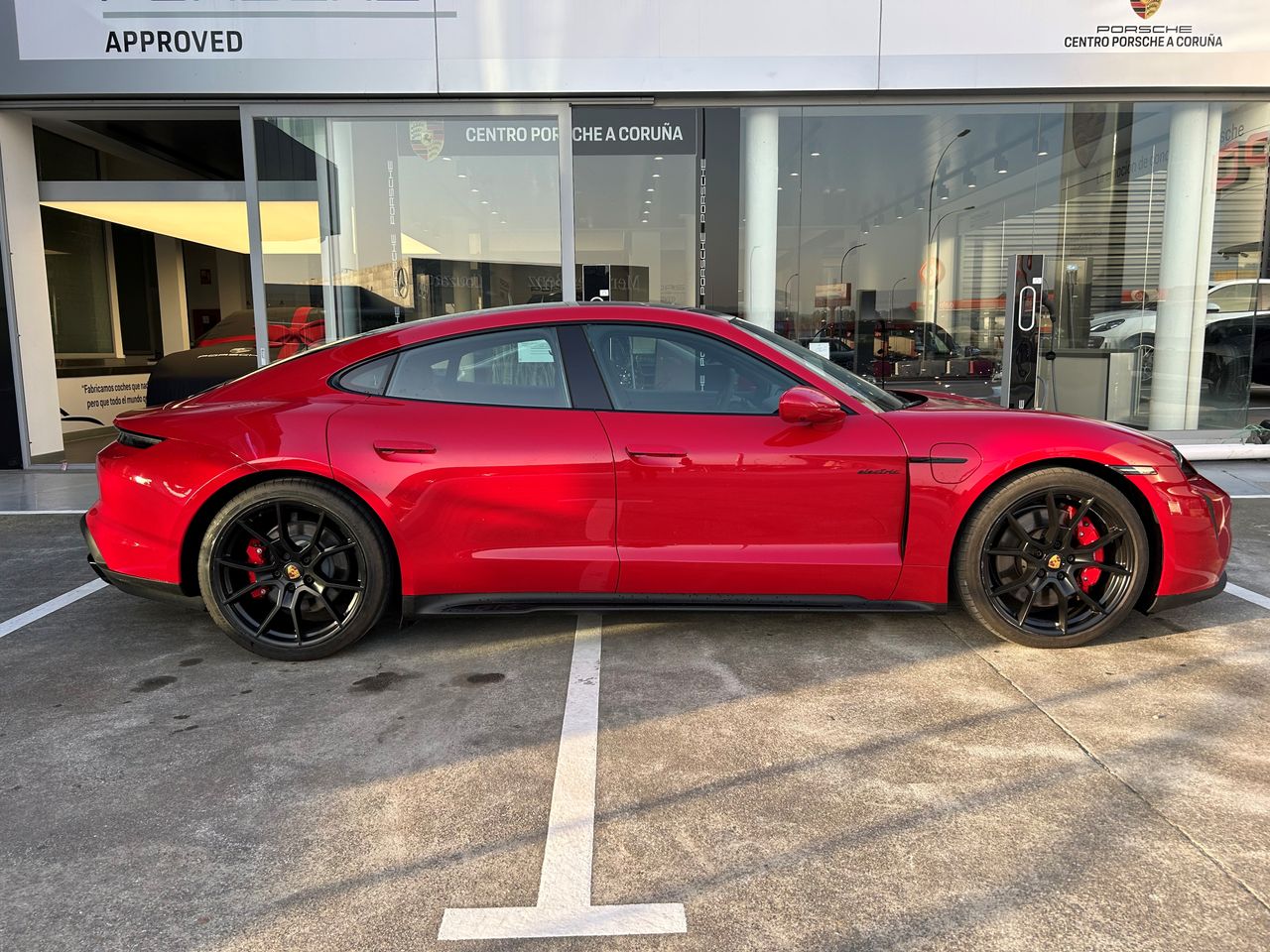 Foto Porsche Taycan 6