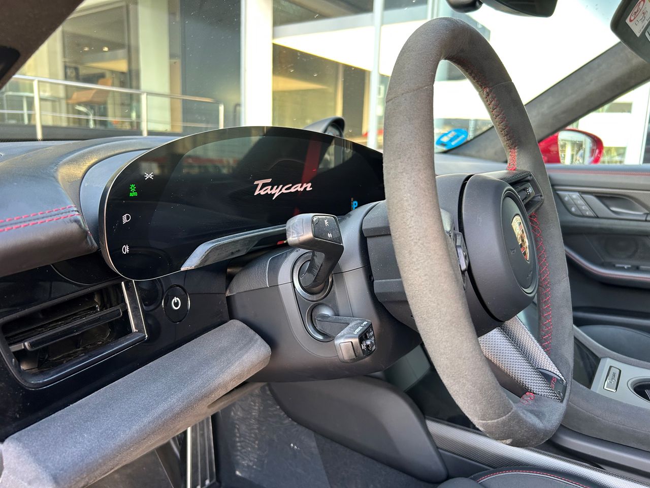 Foto Porsche Taycan 24