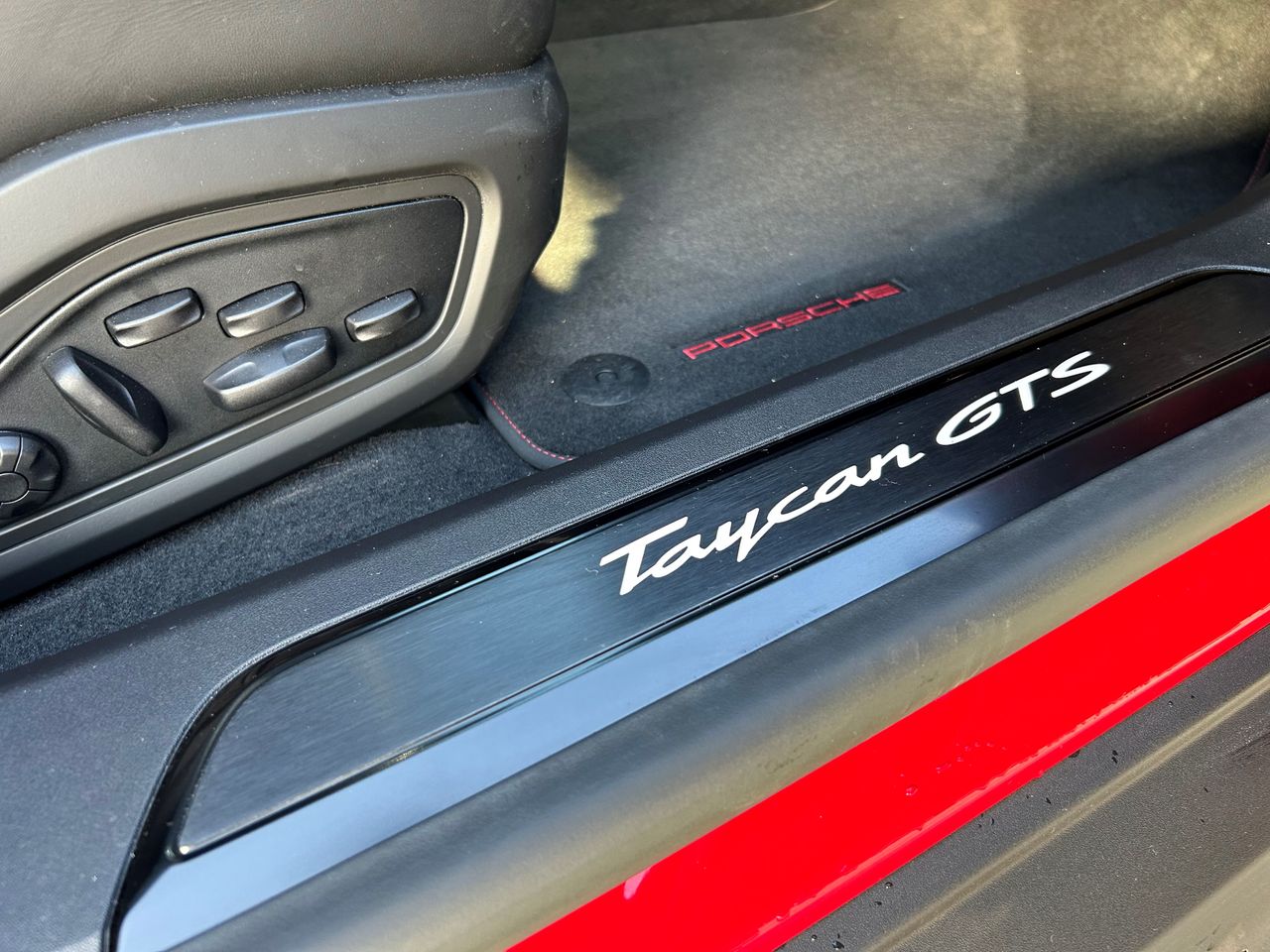 Foto Porsche Taycan 34