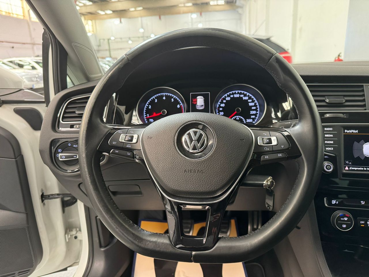 Foto Volkswagen Golf 14