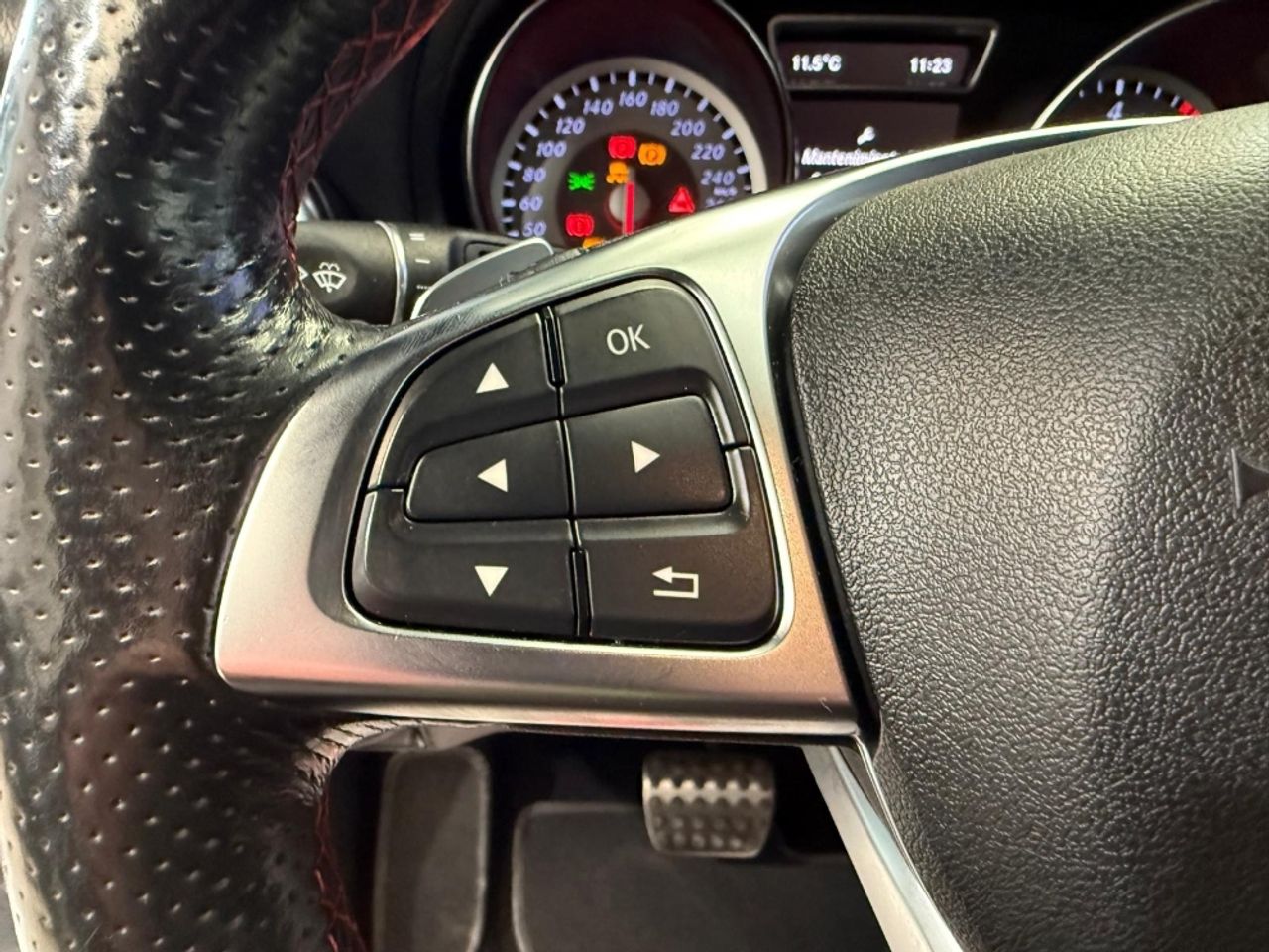 Foto Mercedes-Benz Clase CLA 16