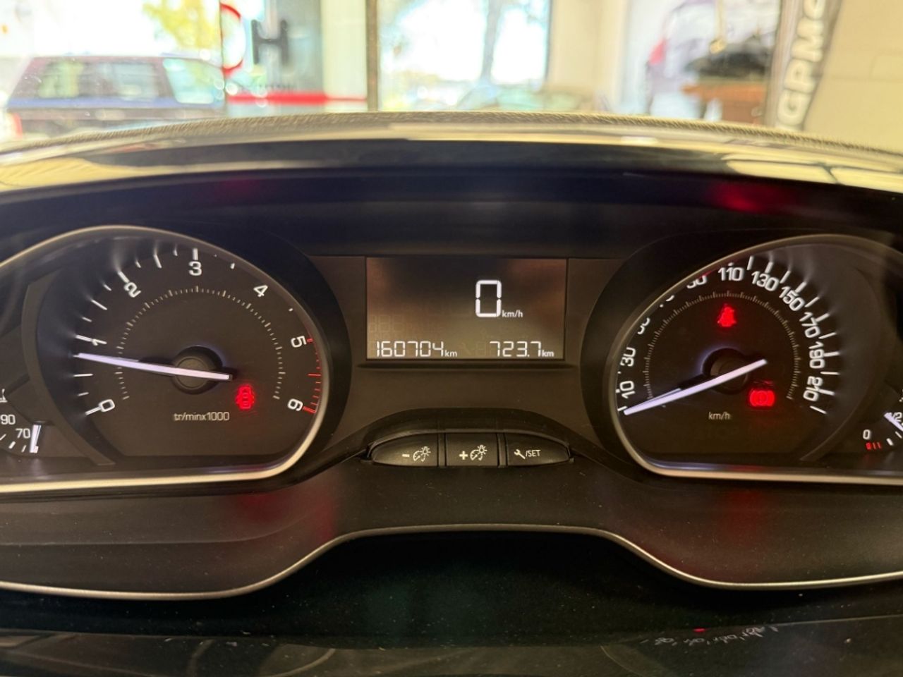 Foto Peugeot 208 18