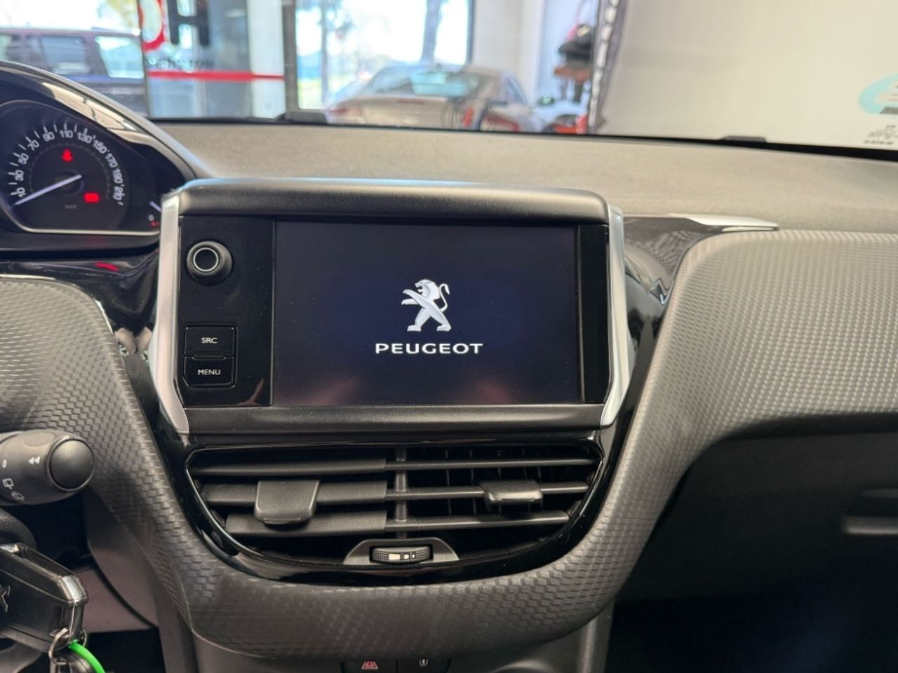 Foto Peugeot 208 21