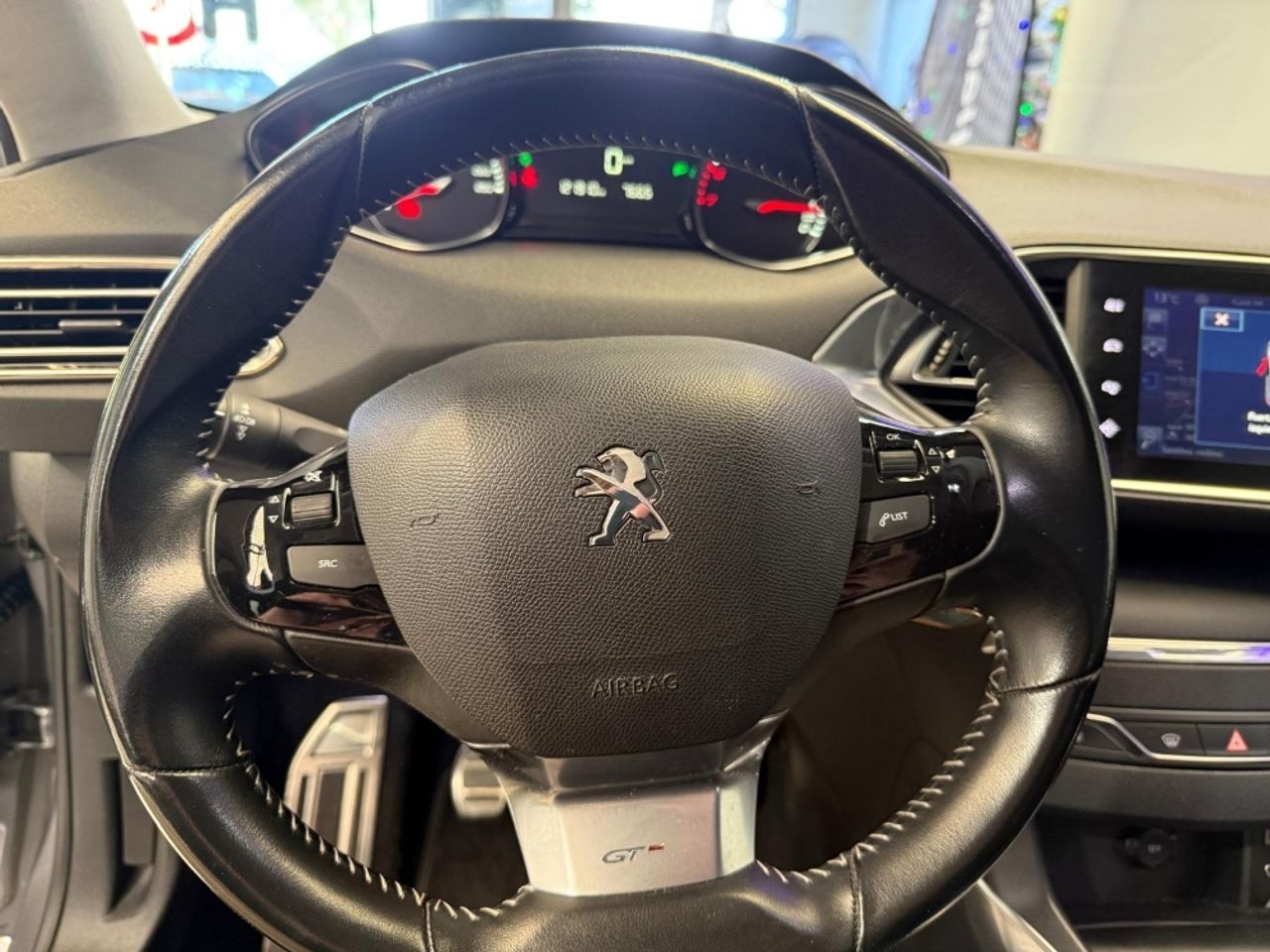 Foto Peugeot 308 13