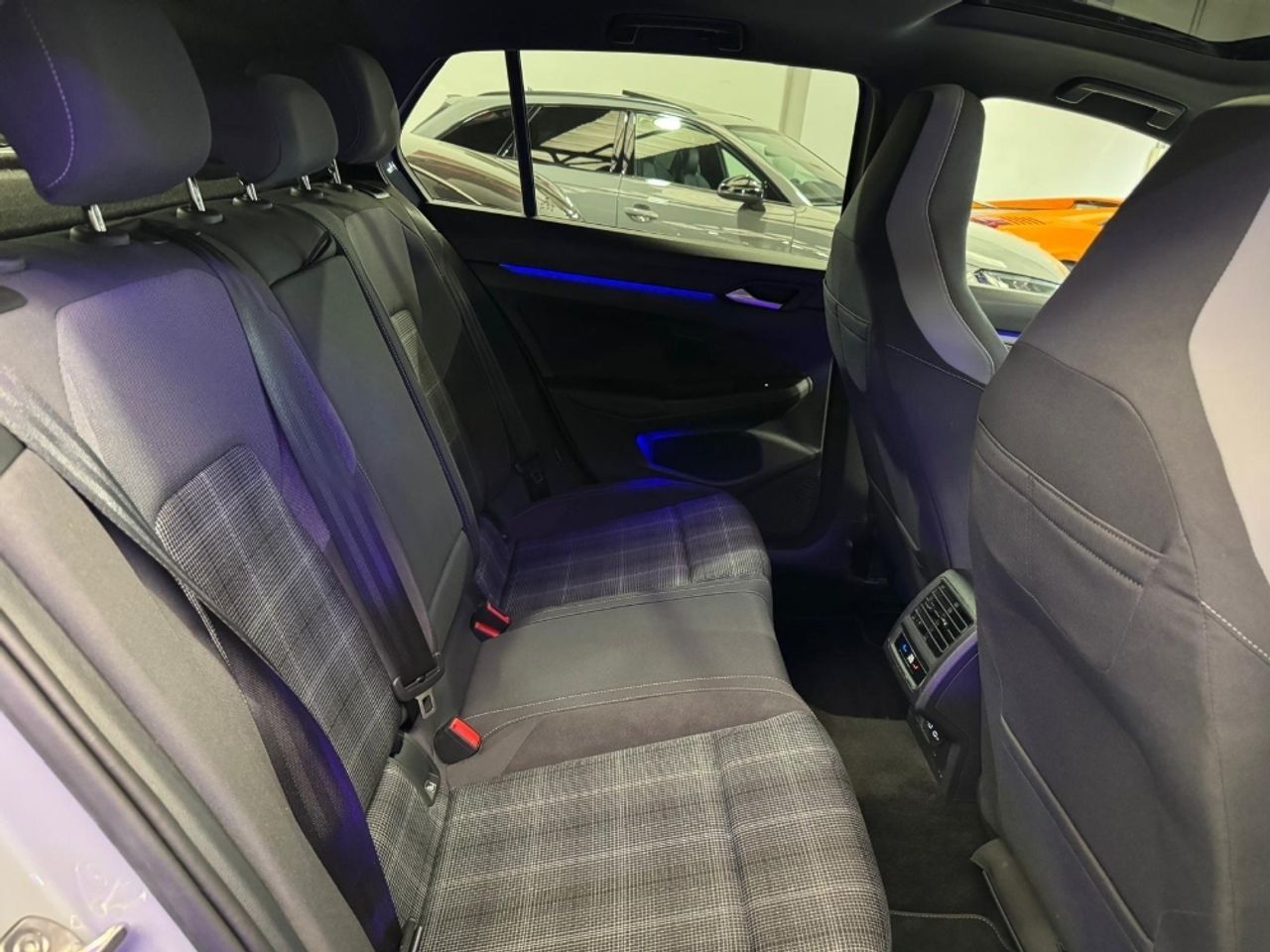 Foto Volkswagen Golf 26