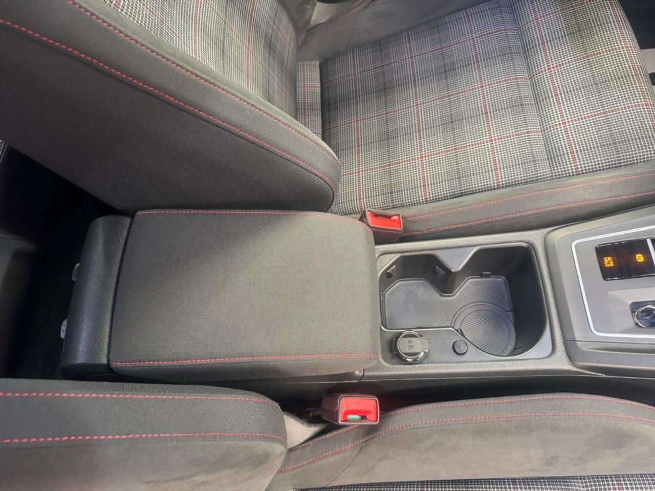 Foto Volkswagen Golf 18