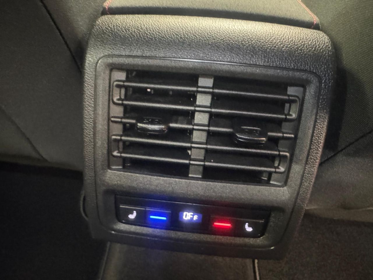 Foto Volkswagen Golf 21