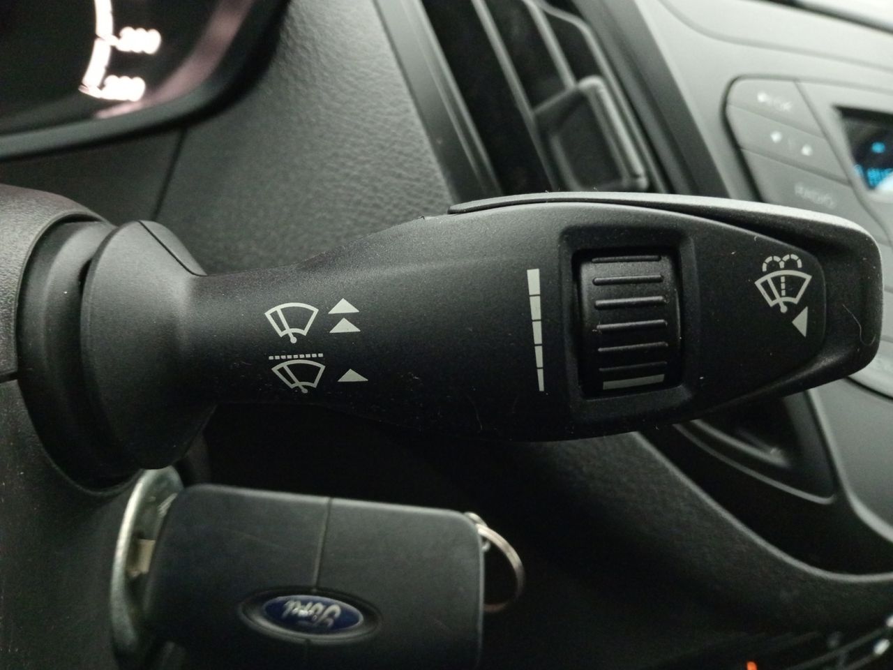 Foto Ford Transit  Courier 16