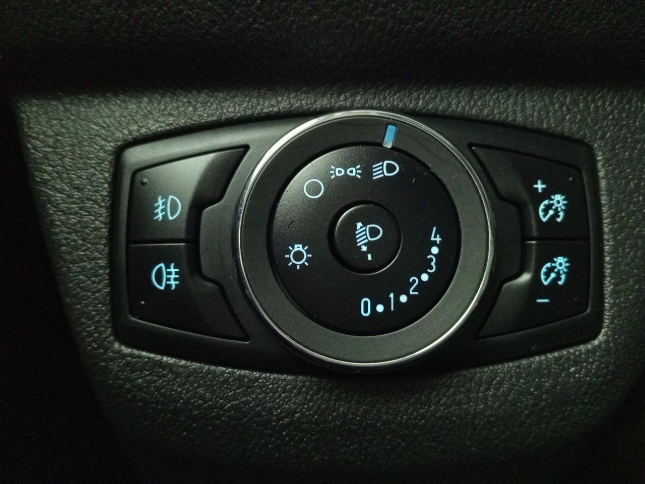 Foto Ford Transit  Courier 19