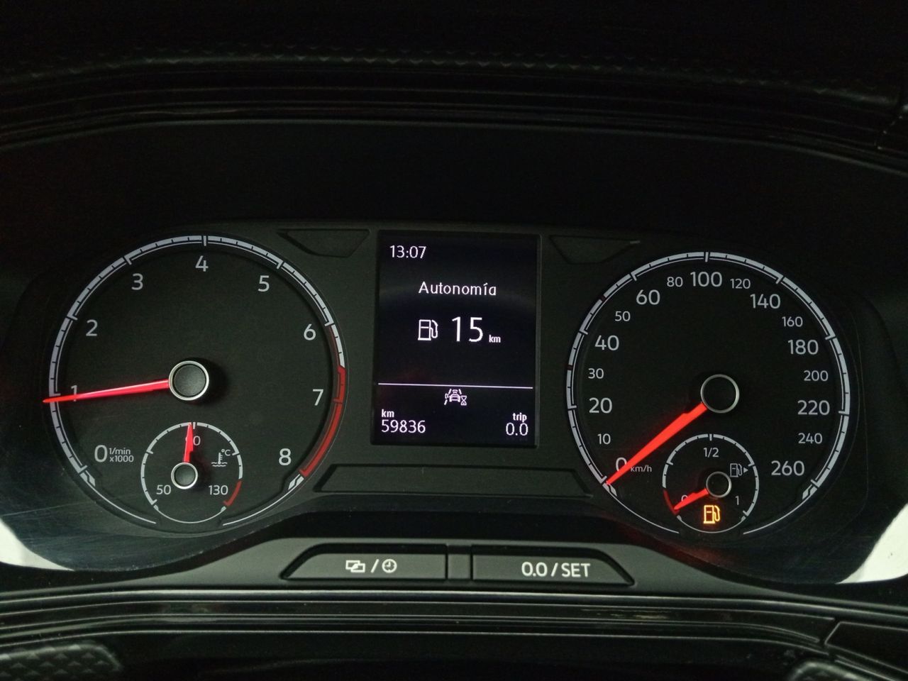 Foto Volkswagen T-Cross 10