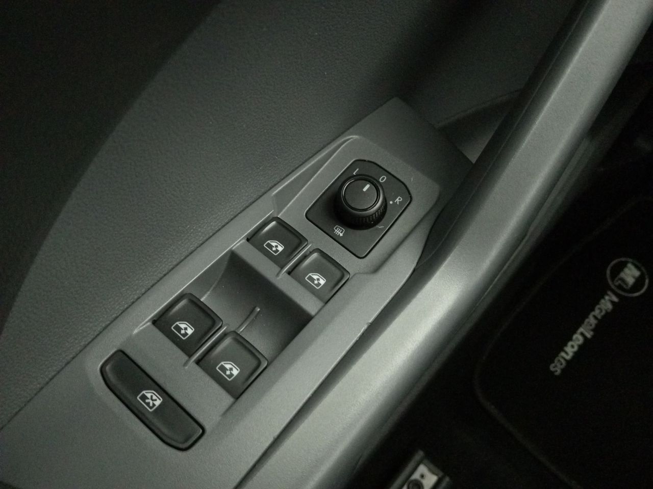 Foto Volkswagen T-Cross 19