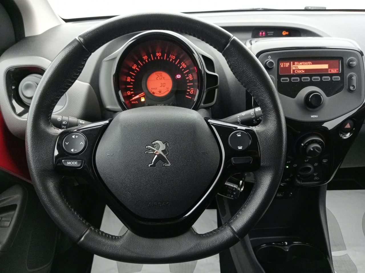 Foto Peugeot 108 7