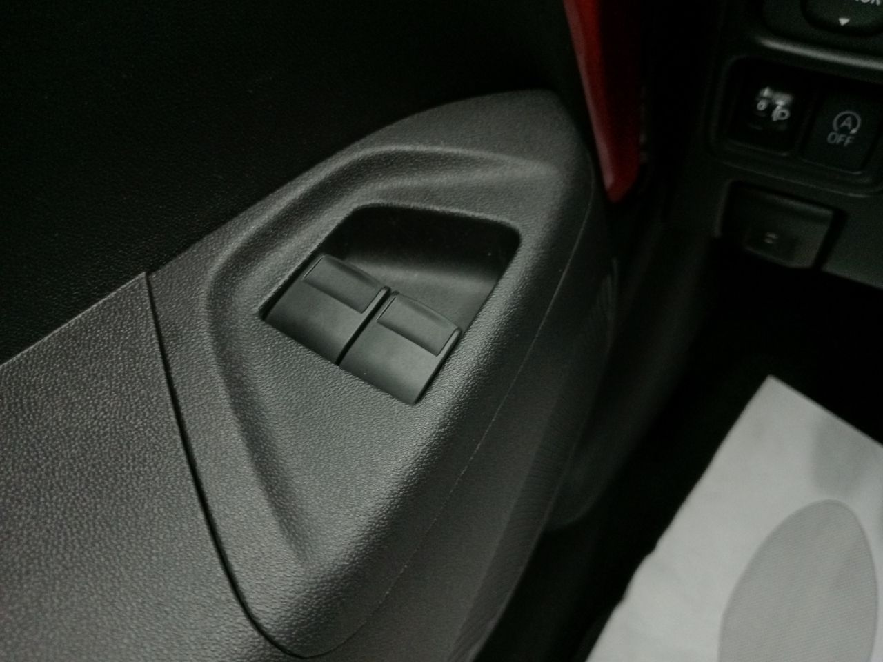 Foto Peugeot 108 18
