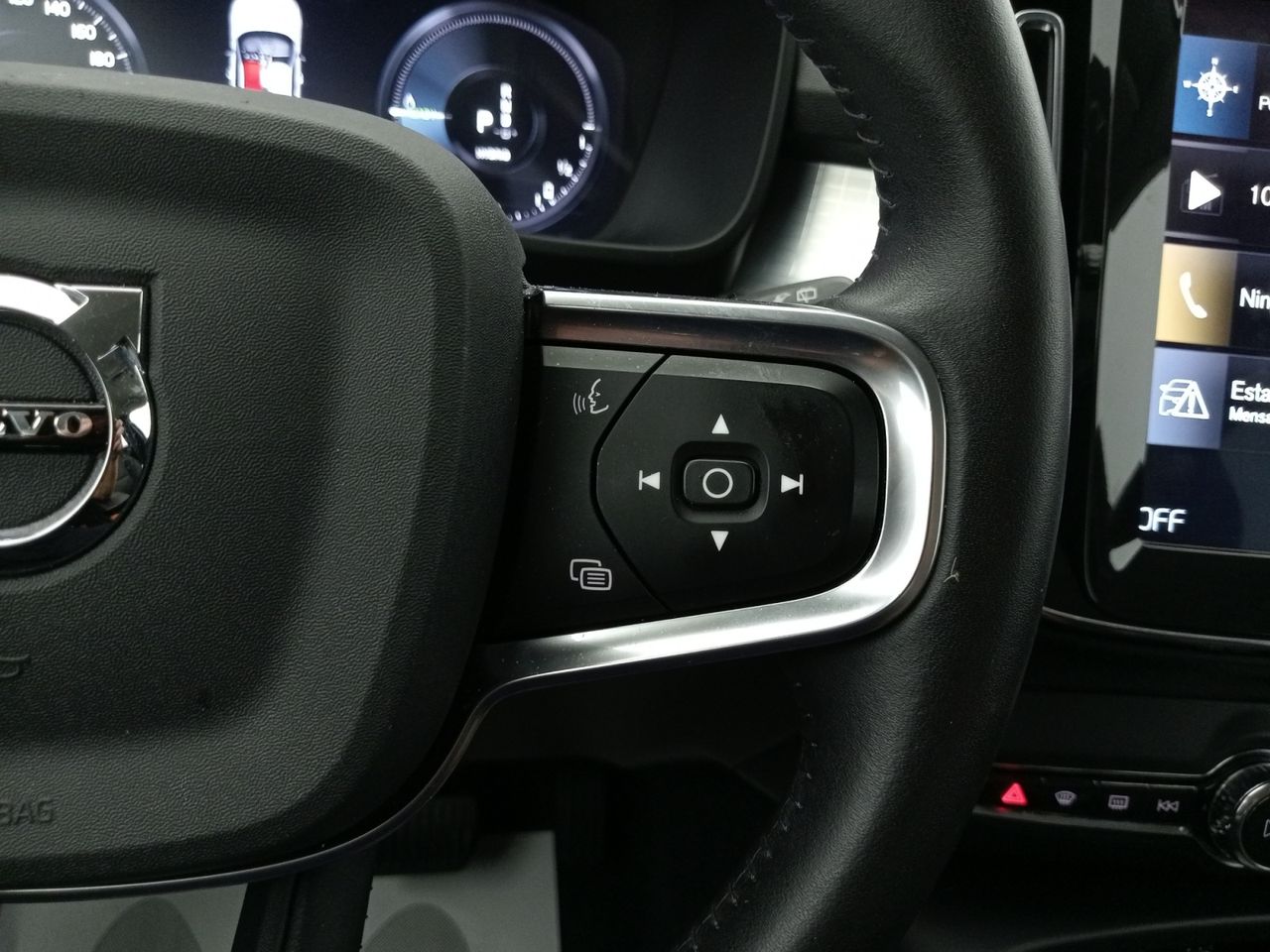 Foto Volvo XC40 16
