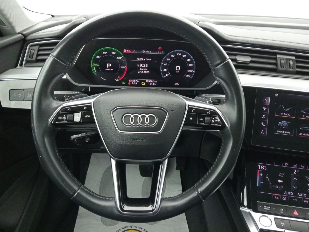 Foto Audi E-tron 7