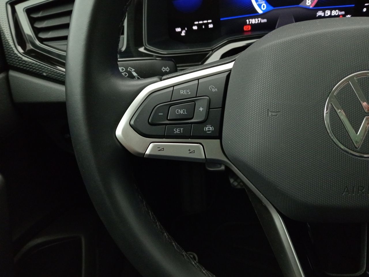 Foto Volkswagen Polo 15