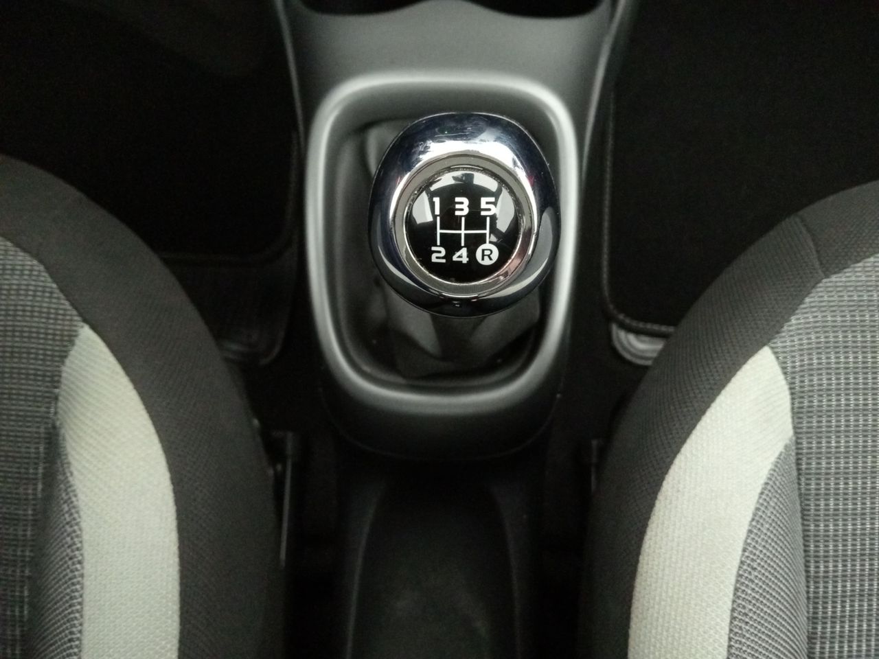 Foto Toyota Aygo 14