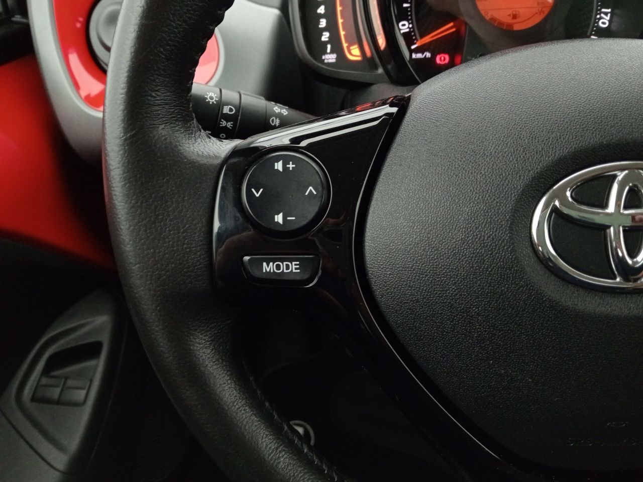 Foto Toyota Aygo 15