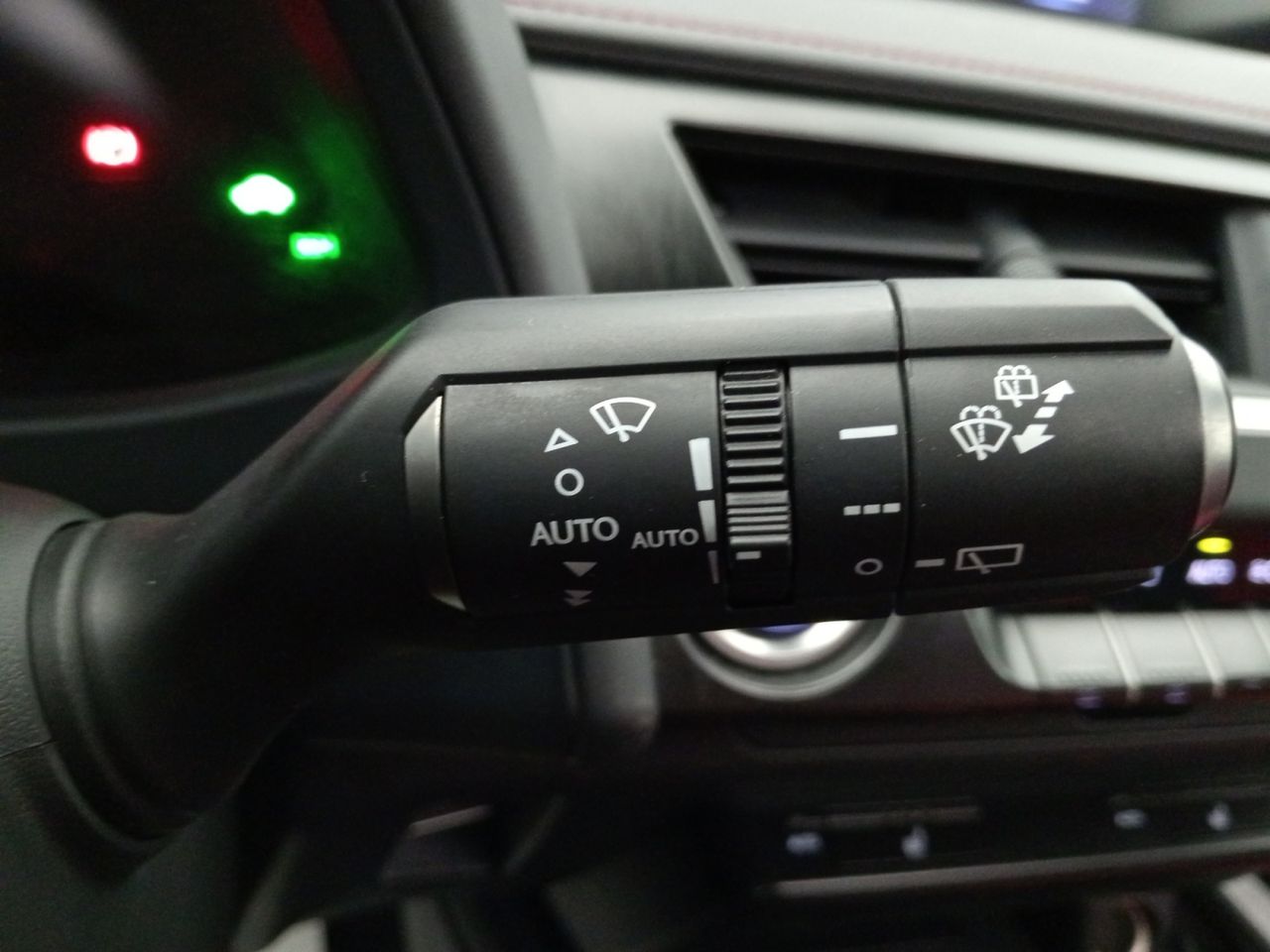 Foto Lexus UX 20