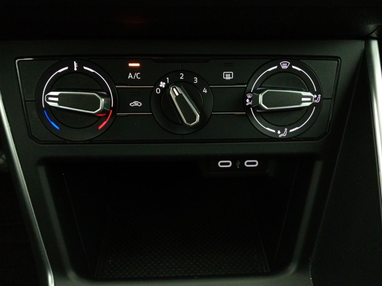 Foto Volkswagen Polo 13