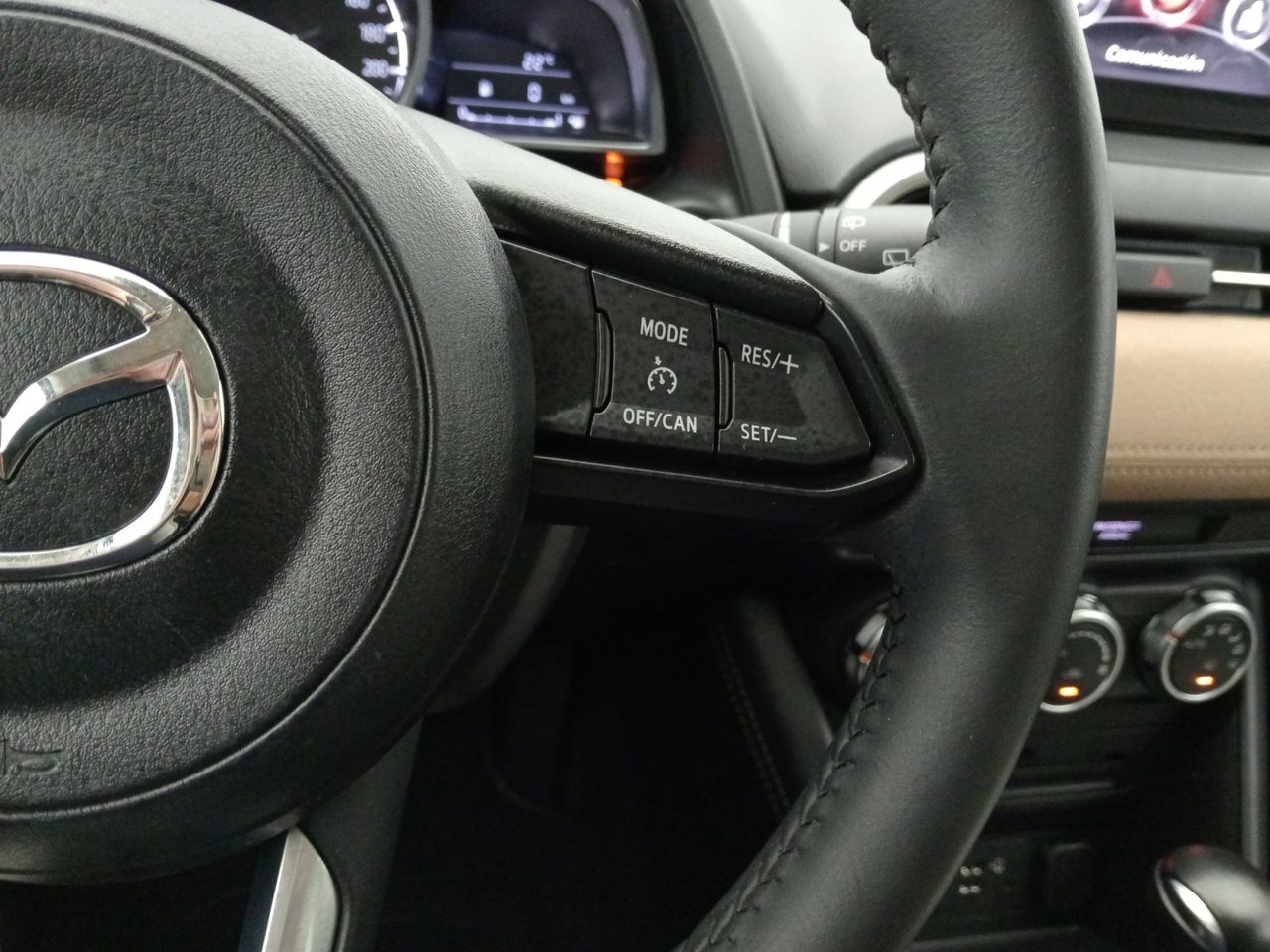 Foto Mazda CX-3 17