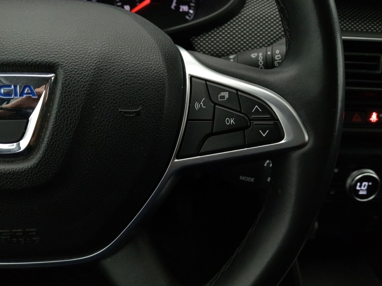 Foto Dacia Jogger 18