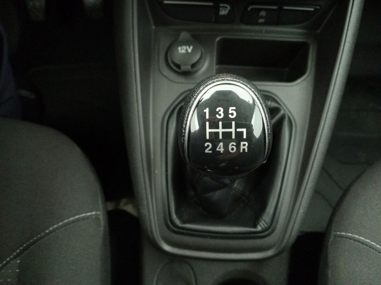 Foto Ford Transit  Courier 13