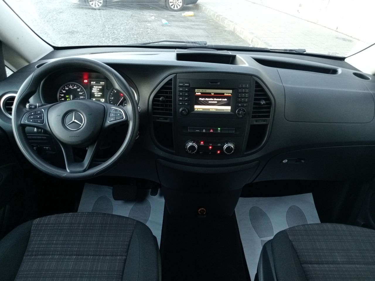 Foto Mercedes-Benz Vito 6