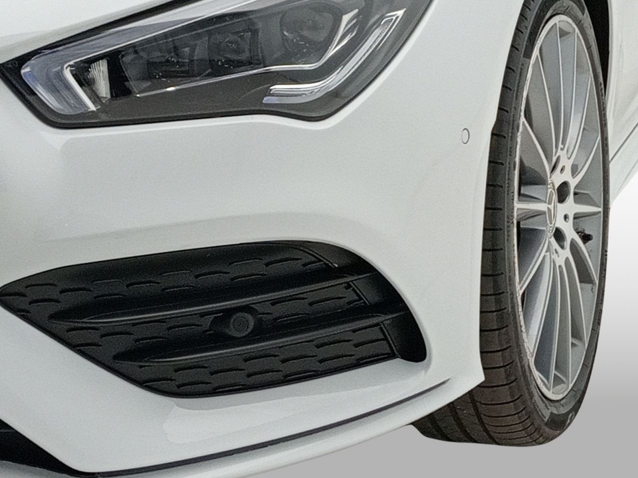 Foto Mercedes-Benz Clase CLA 27
