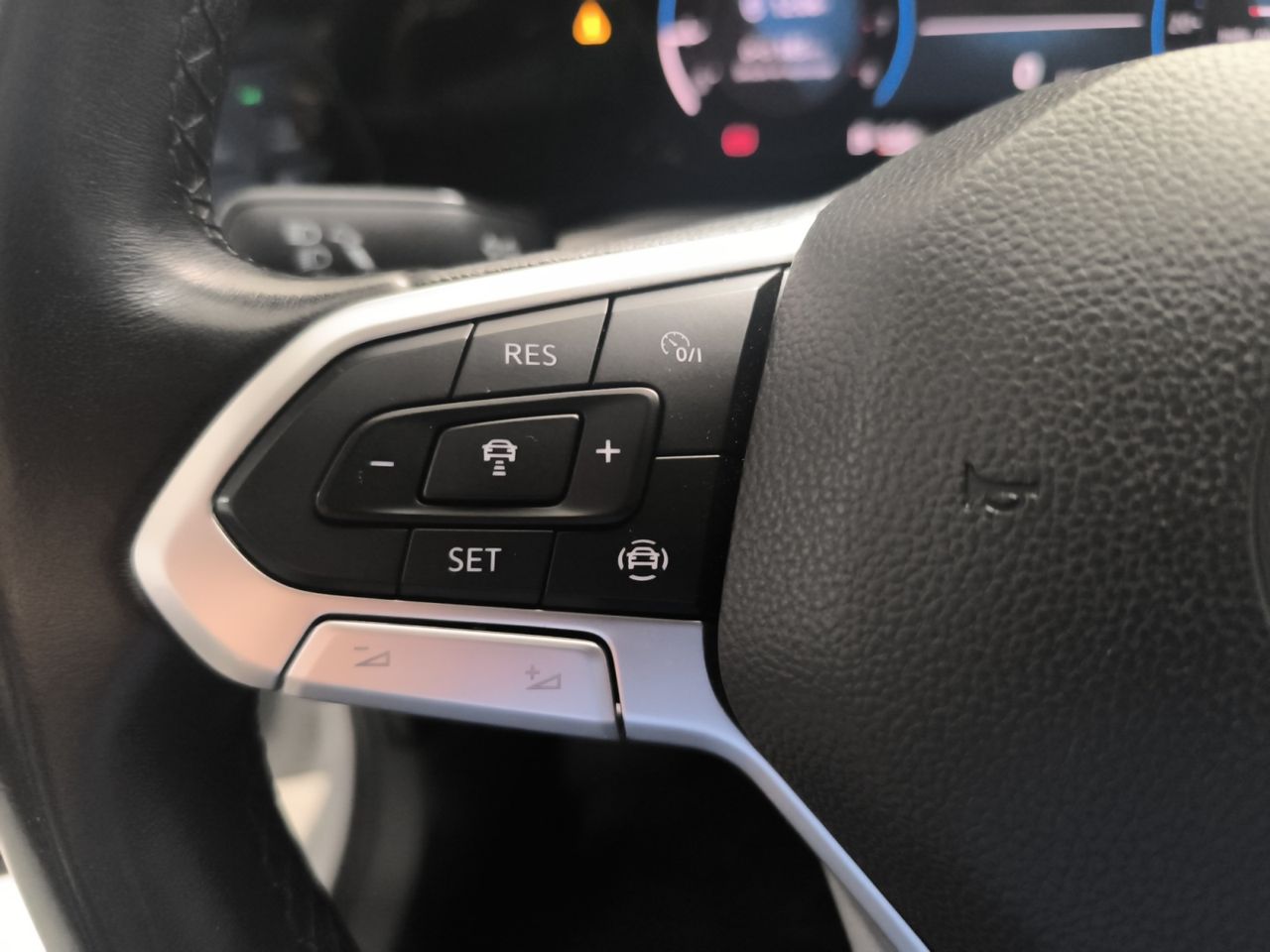 Foto Volkswagen Golf 16