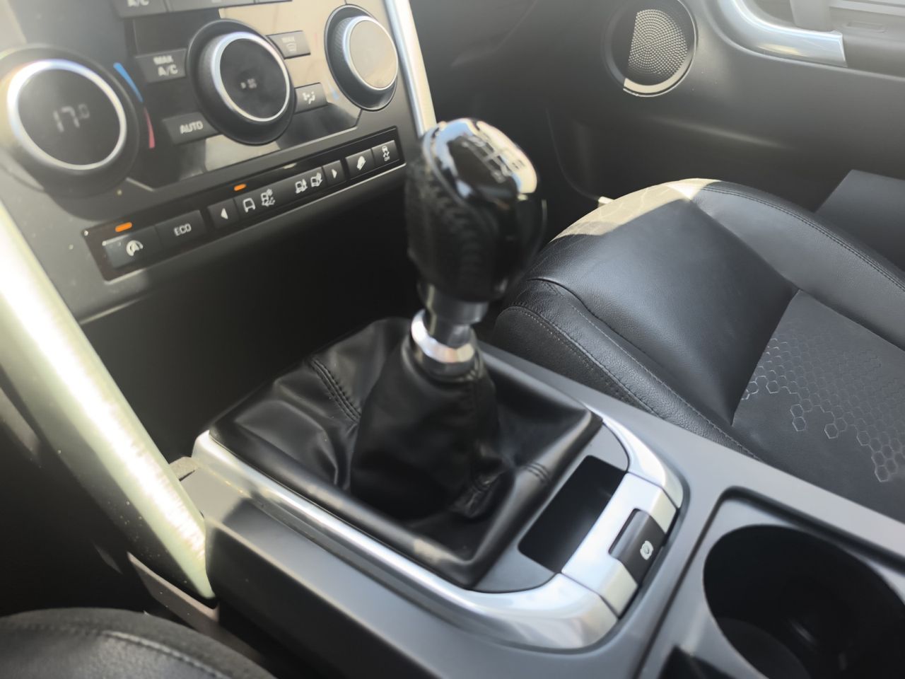 Foto Land-Rover Discovery Sport 12