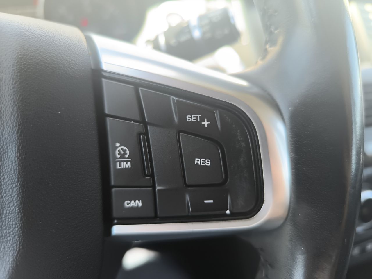 Foto Land-Rover Discovery Sport 17