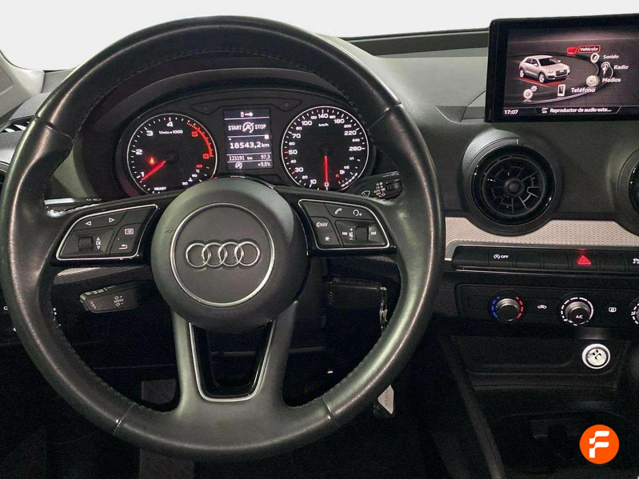 Foto Audi Q2 15