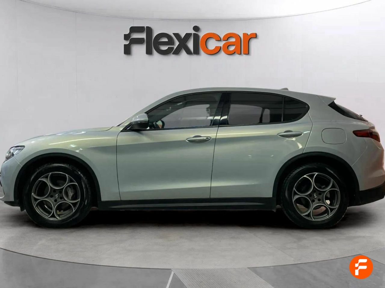 Foto Alfa Romeo Stelvio 4