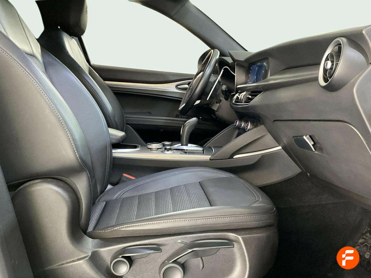 Foto Alfa Romeo Stelvio 13