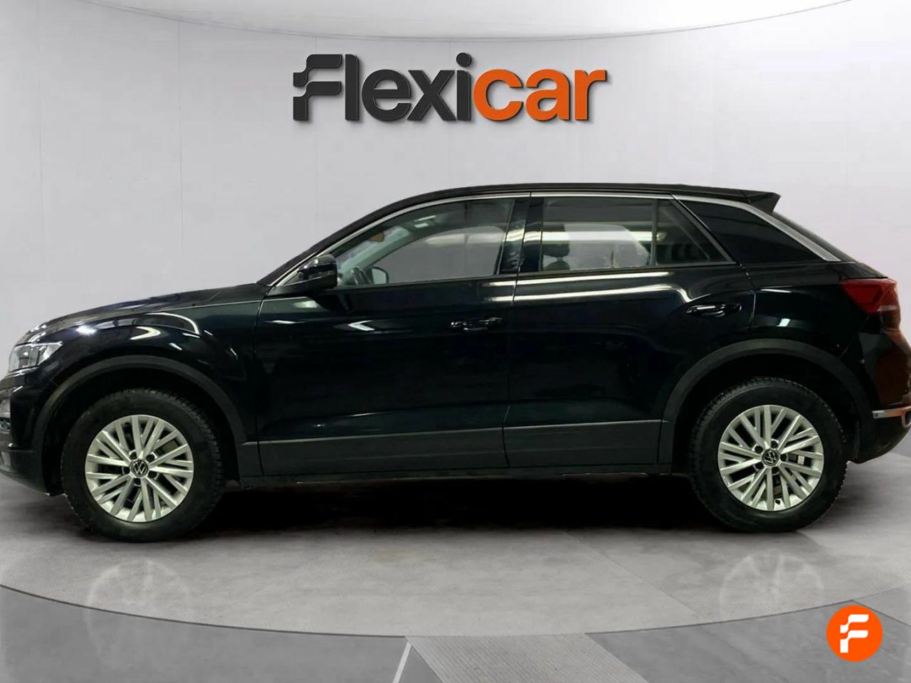 Foto Volkswagen T-Roc 4