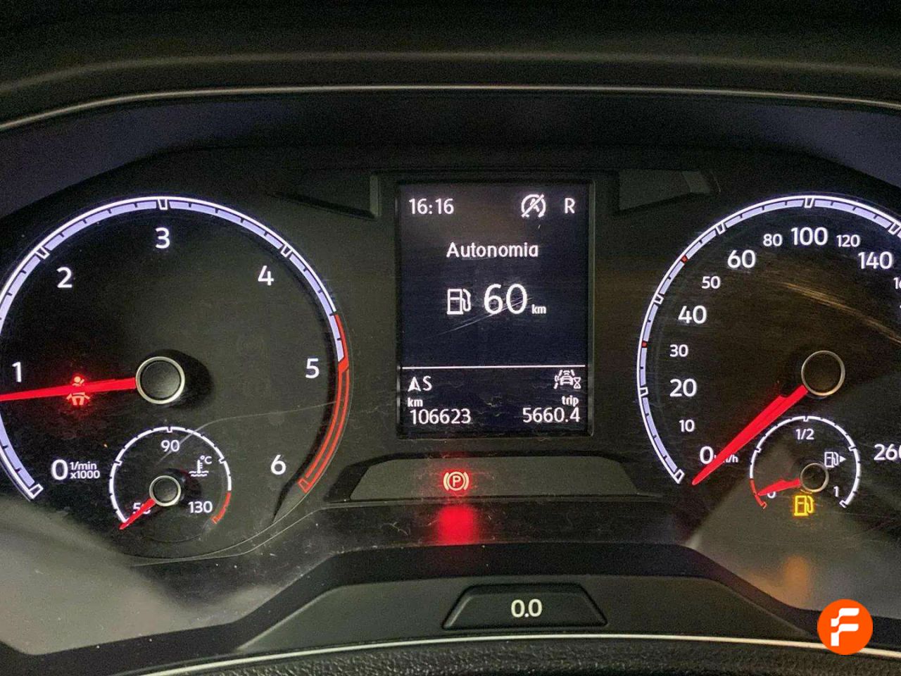 Foto Volkswagen T-Roc 21