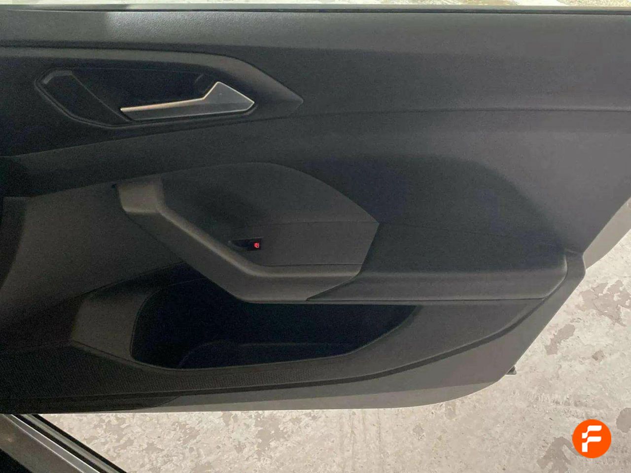 Foto Volkswagen T-Cross 22
