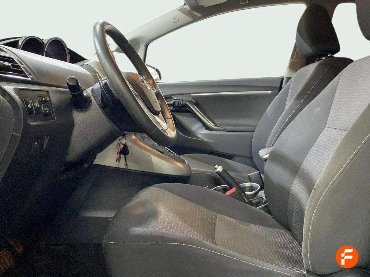 Foto Toyota Corolla Verso 11