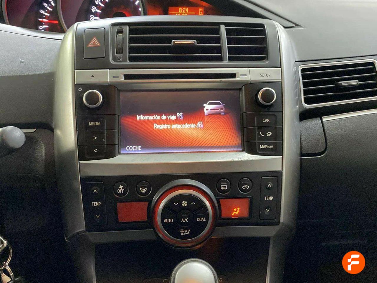 Foto Toyota Corolla Verso 16