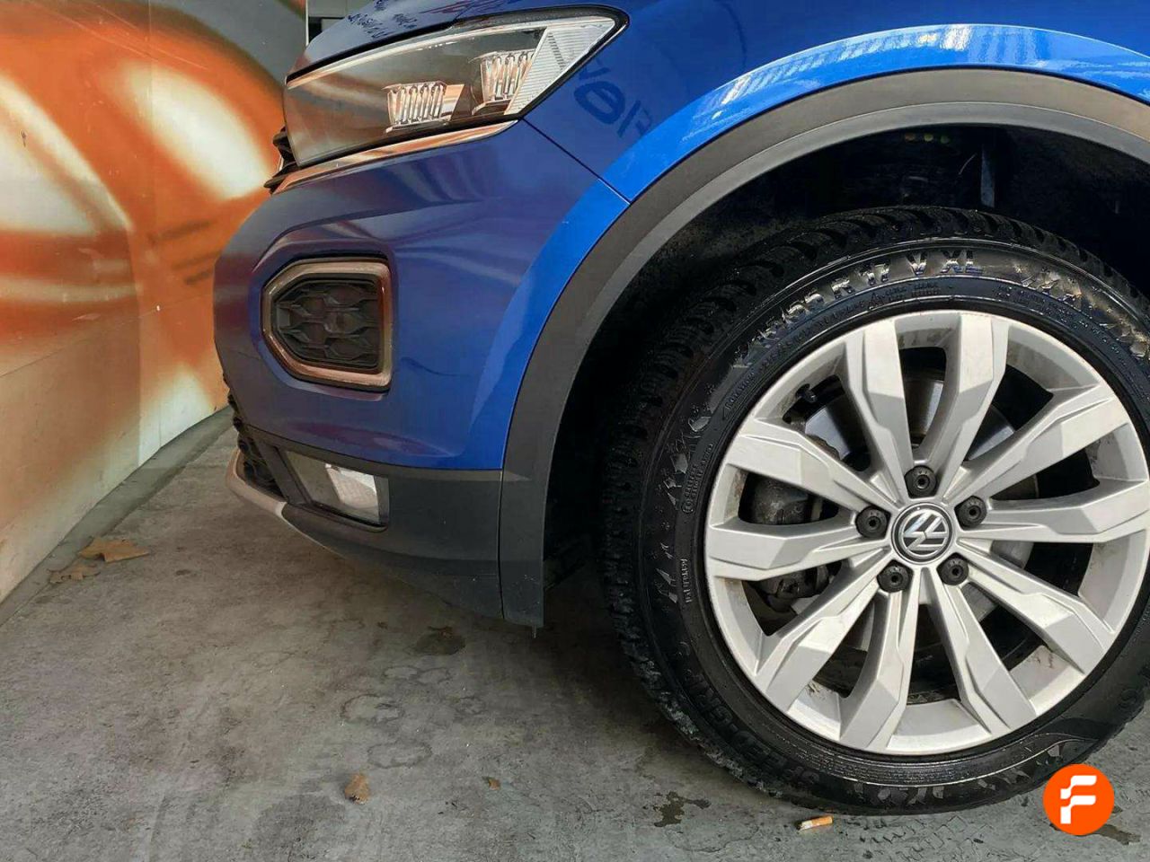 Foto Volkswagen T-Roc 24